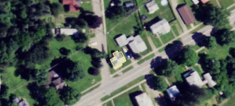 4 Main St