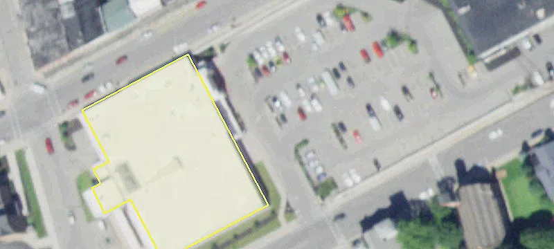 555 Main St