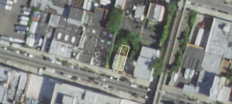 999 Dean St