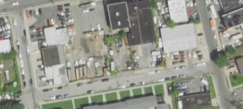 Randell Ave