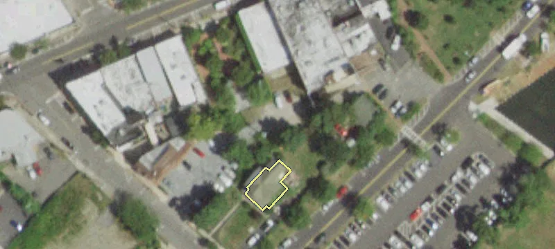 655 Main St