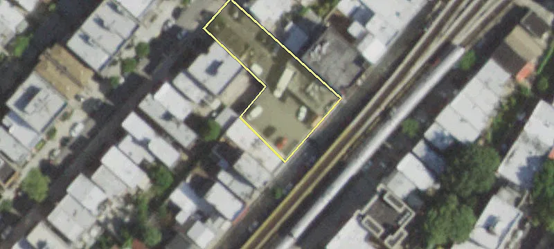 31 St St