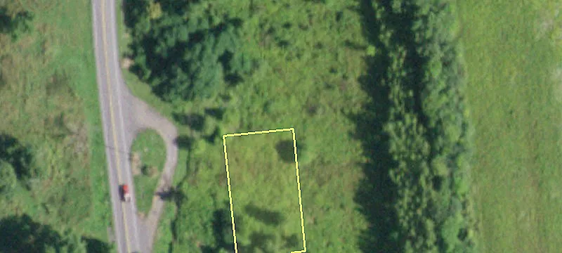 392 Maple Rd, Unit 400