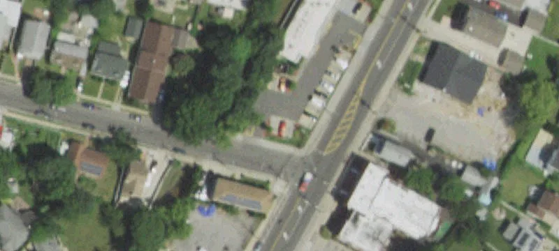 Elmont Rd