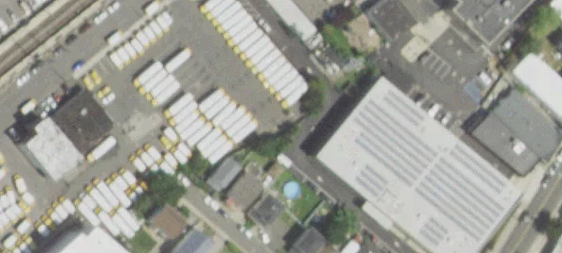 Railroad Ave