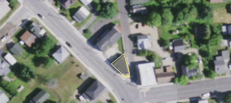 73 Wawbeek Ave