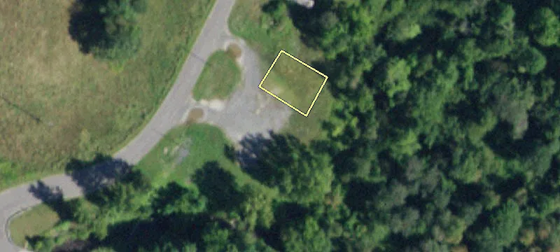 10 Town Garage Rd