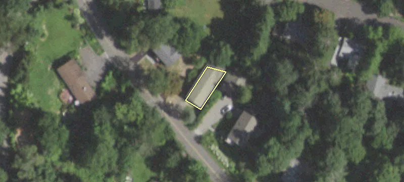 30 Whippoorwill E Rd
