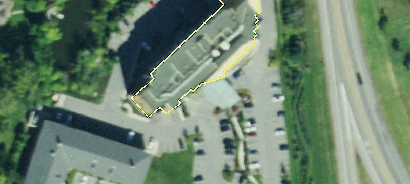 5020 Main St