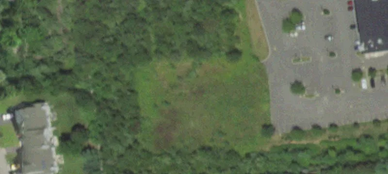 302 Rte 25a