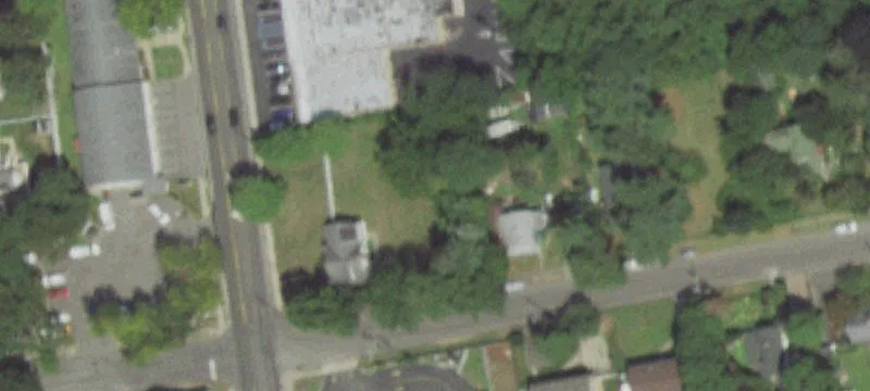 Carleton Ave