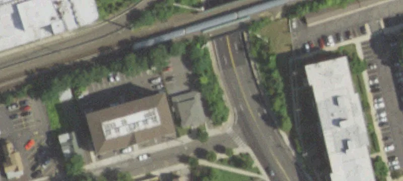 98 Frnt St