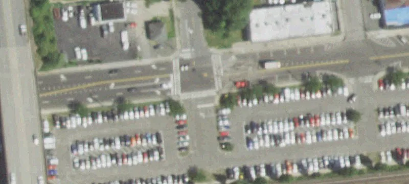 Railroad Ave