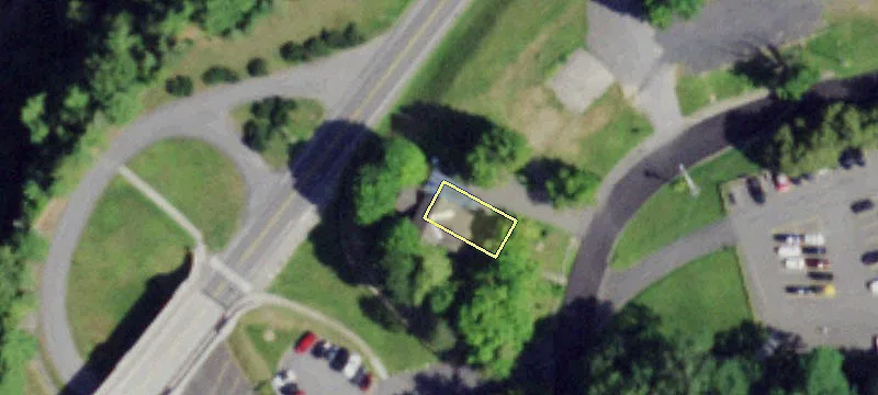 1131 Mace Chasm Rd