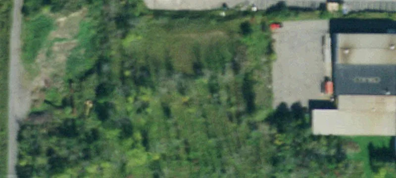 3275 Benzing Rd