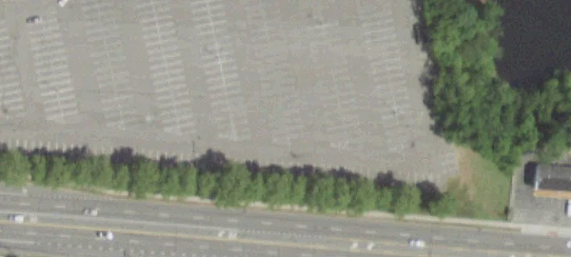 313 Smith Hvn Mall