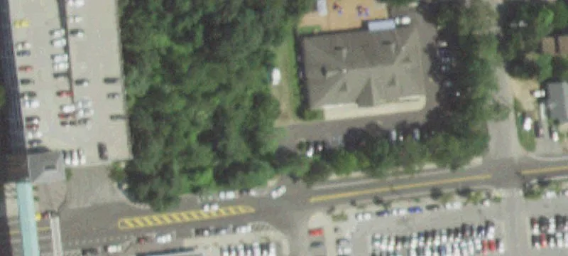Railroad Ave