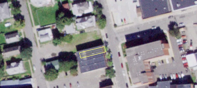 439 Fulton St