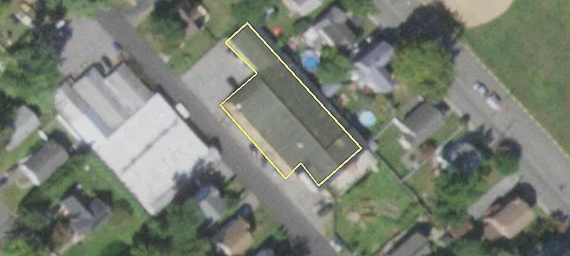 71 Maple St