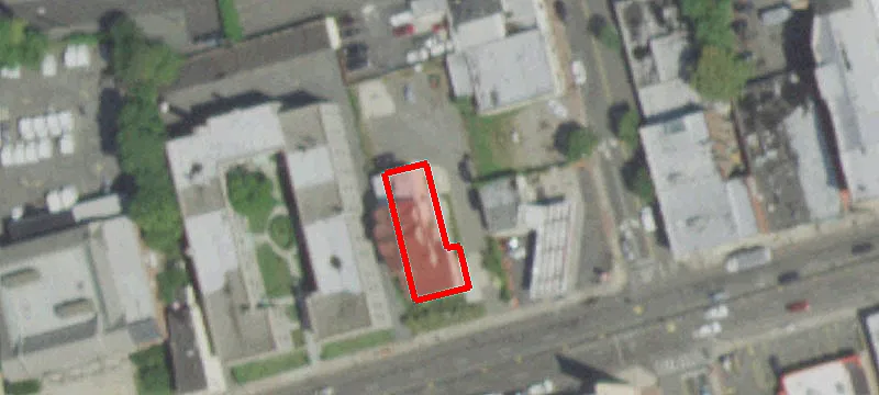 108 Merrick Rd