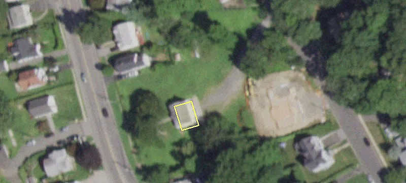 215 Farragut Ave