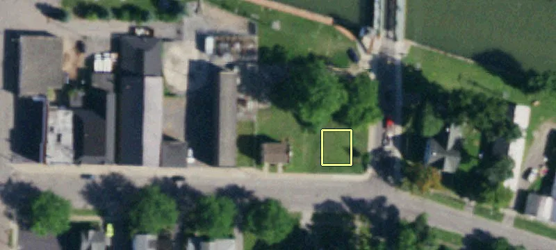 133 Bank St