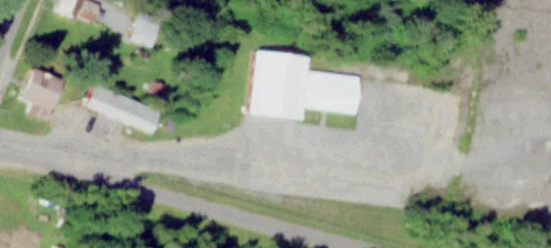 915 Trenton Fls Rd