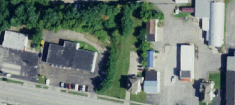 637 Main St