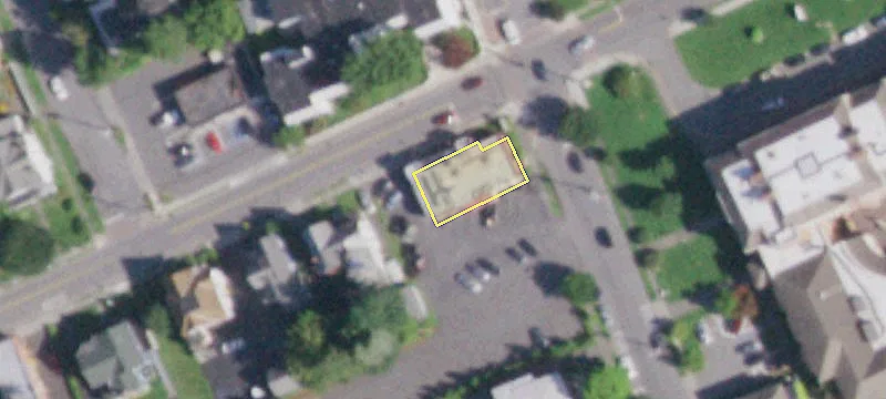 140 Main St
