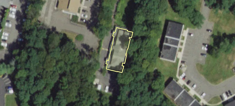 136 Country Rd