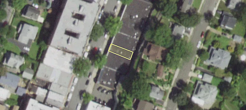 132-136 5th Ave