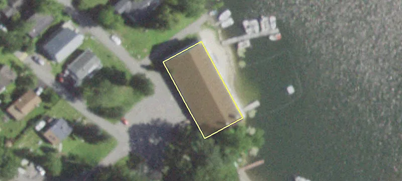 103 Lakeside Dr