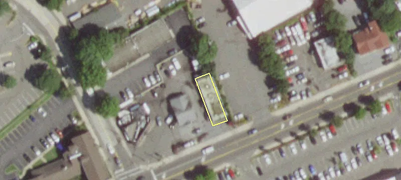 437 Ft Salonga Rd