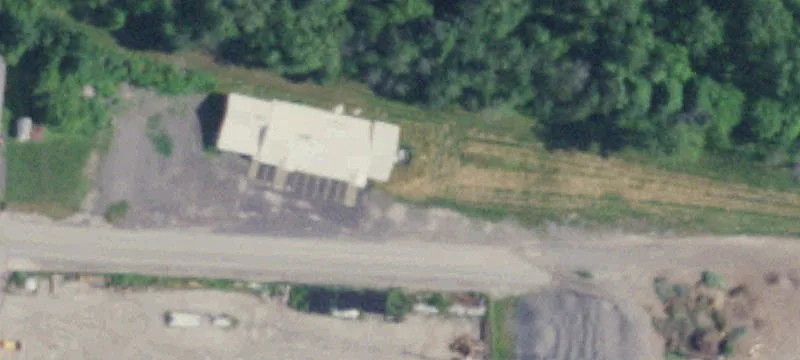 52 Railroad Ave