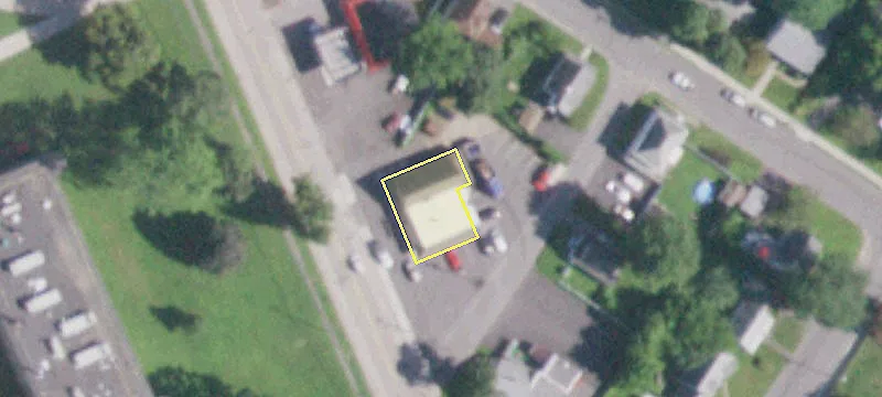180 Sacandaga Rd
