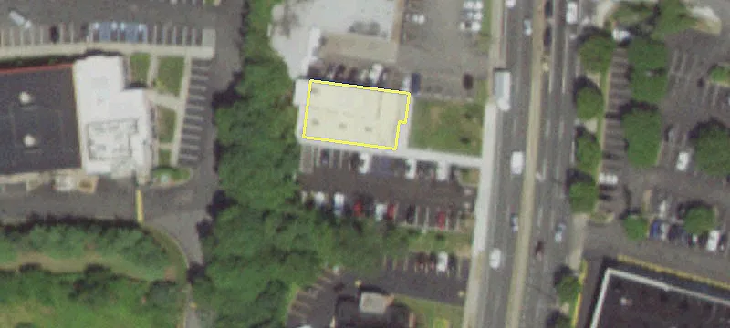 5 Commack Rd