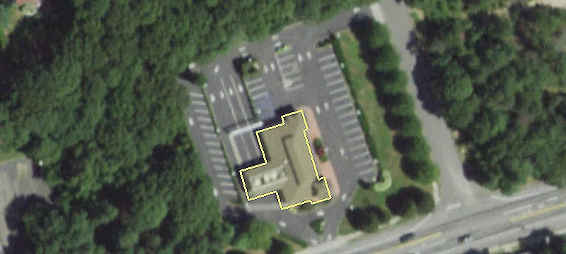 95 Montauk Hwy