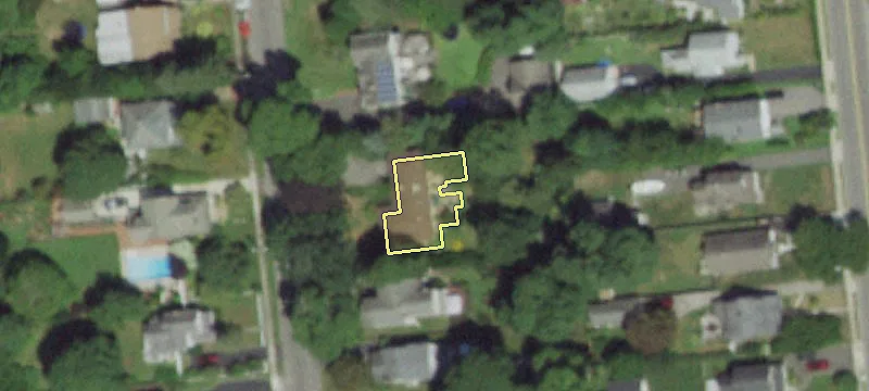 Sayville, NY 11782