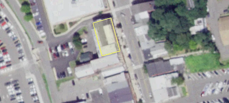 393 Main St