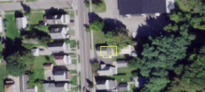 215 Main St