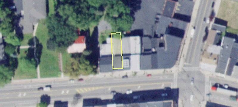 16 Main St