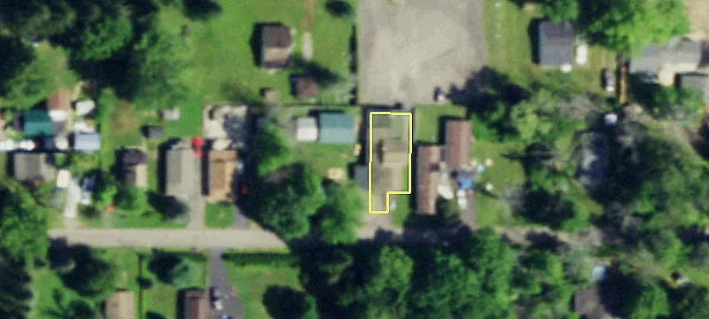 458 Walnut Ave