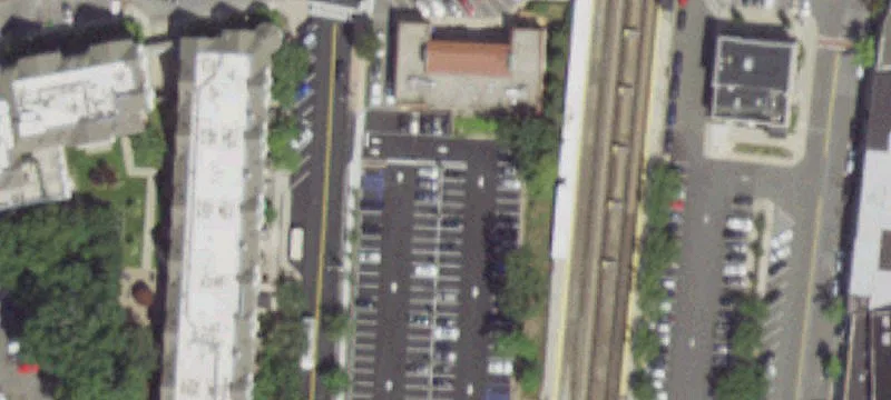 120 Pkwy Rd