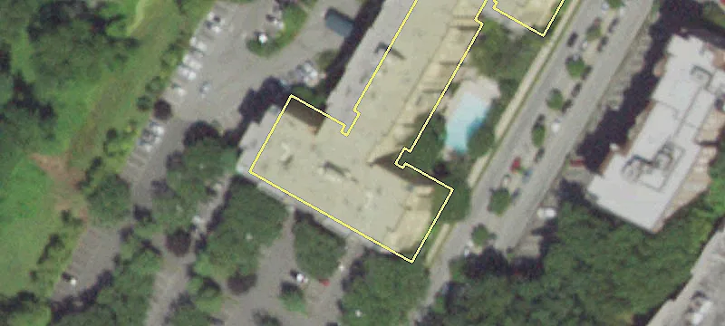 35 Chatsworth Ave, Unit PI7