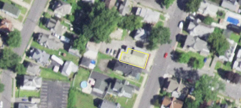 289 Main St