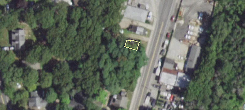 Mastic Rd