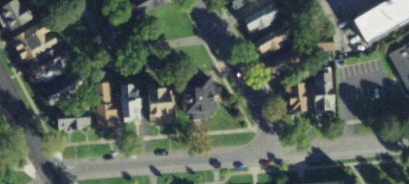 24 Jones Ave