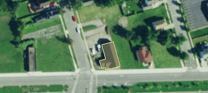226 William St