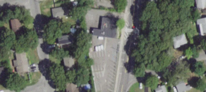 Mastic Rd