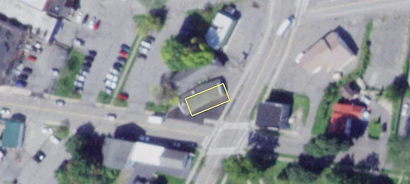Montezuma St